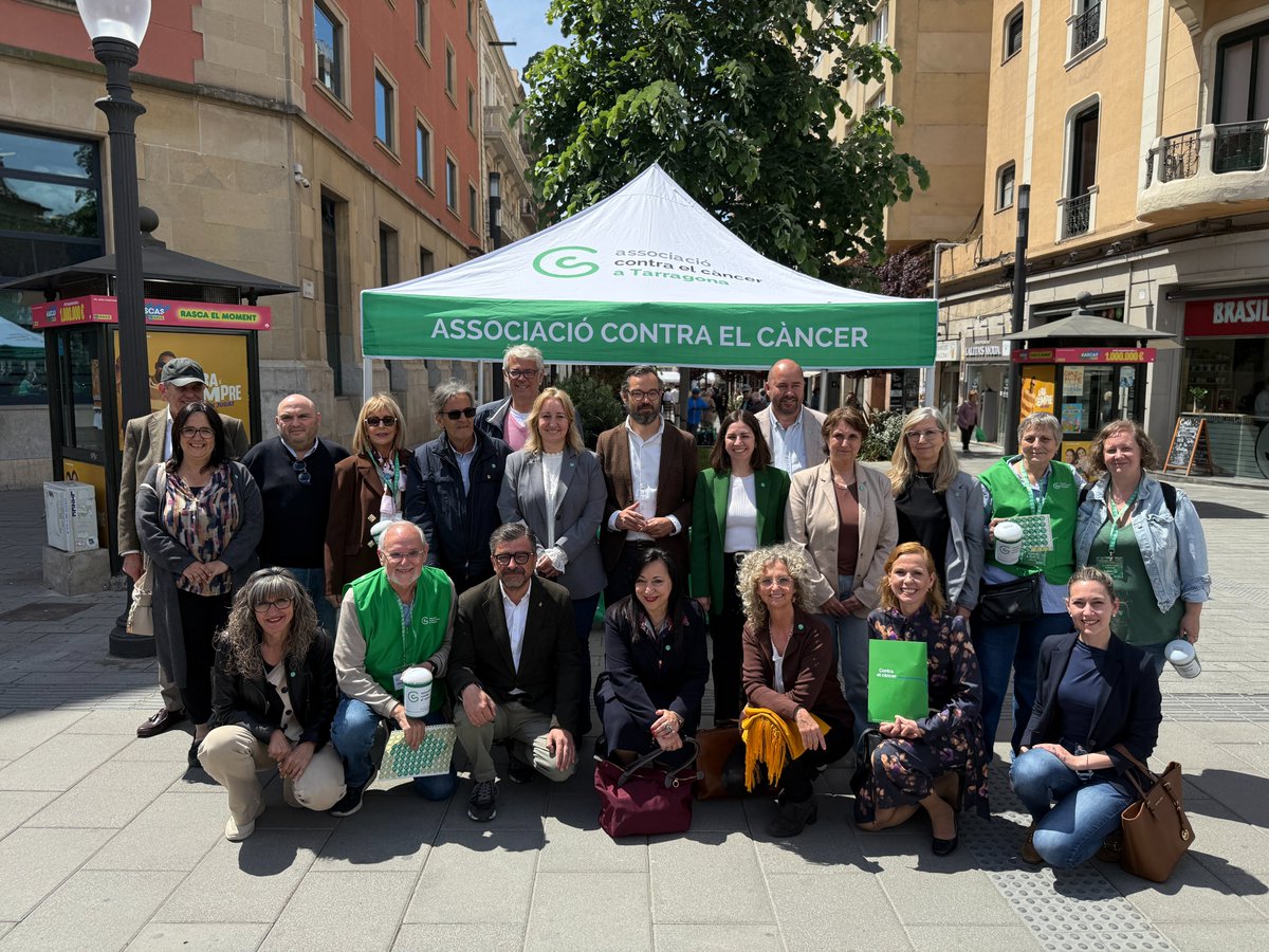ContraCancerTAR's tweet photo. 📅 Avui 7 de maig, Dia de l'Acapte, sortim al carrer amb pacients, persones voluntàries, sòcies i professionals.

Us hi esperem! 💚 https://t.co/QV1iPQs8mg