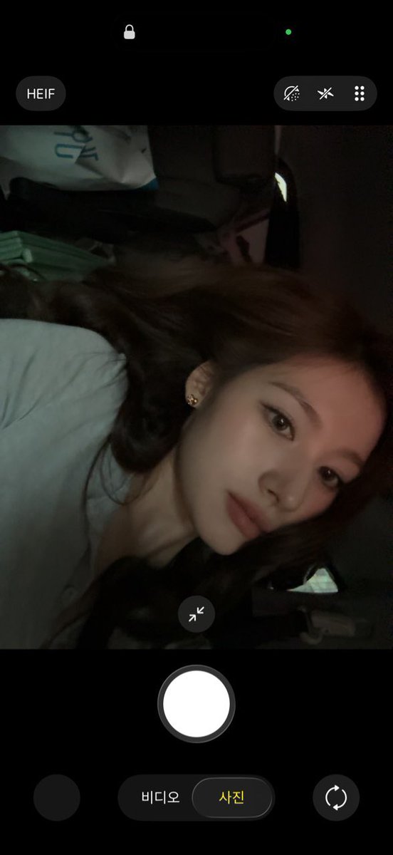 ฅ^•ﻌ•^ฅ tweet media
