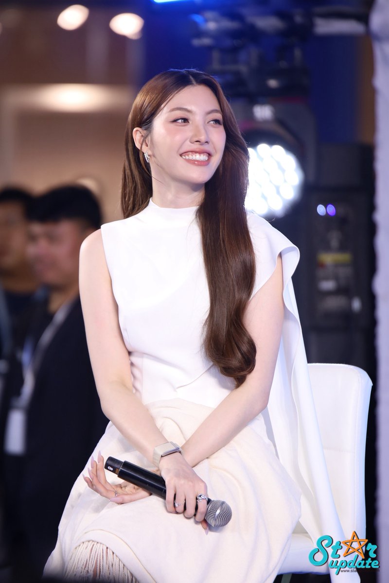 Starupdate.com tweet media