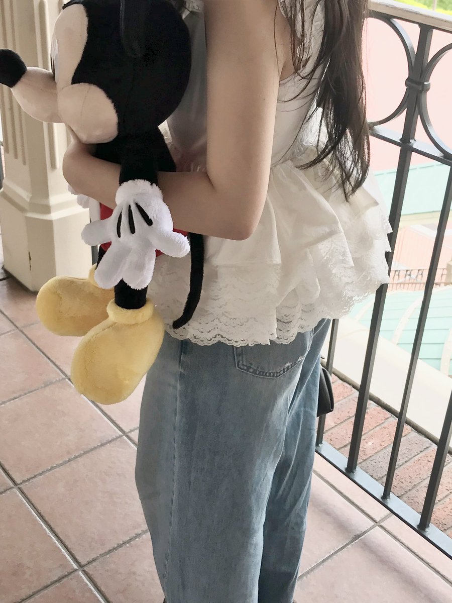 モナ子 tweet media