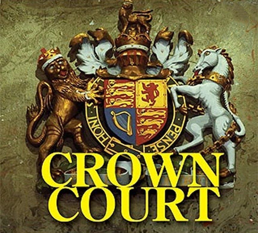 TalkingPicsTV's tweet photo. A case of demanding money with menaces in the CROWN COURT (1974) 3pm featuring #RichardWilson #JonathanElsom #BasilHenson 'With Menaces' the whole case in back-to-back episodes #TPTVsubtitles https://t.co/Py5PLbWhuS