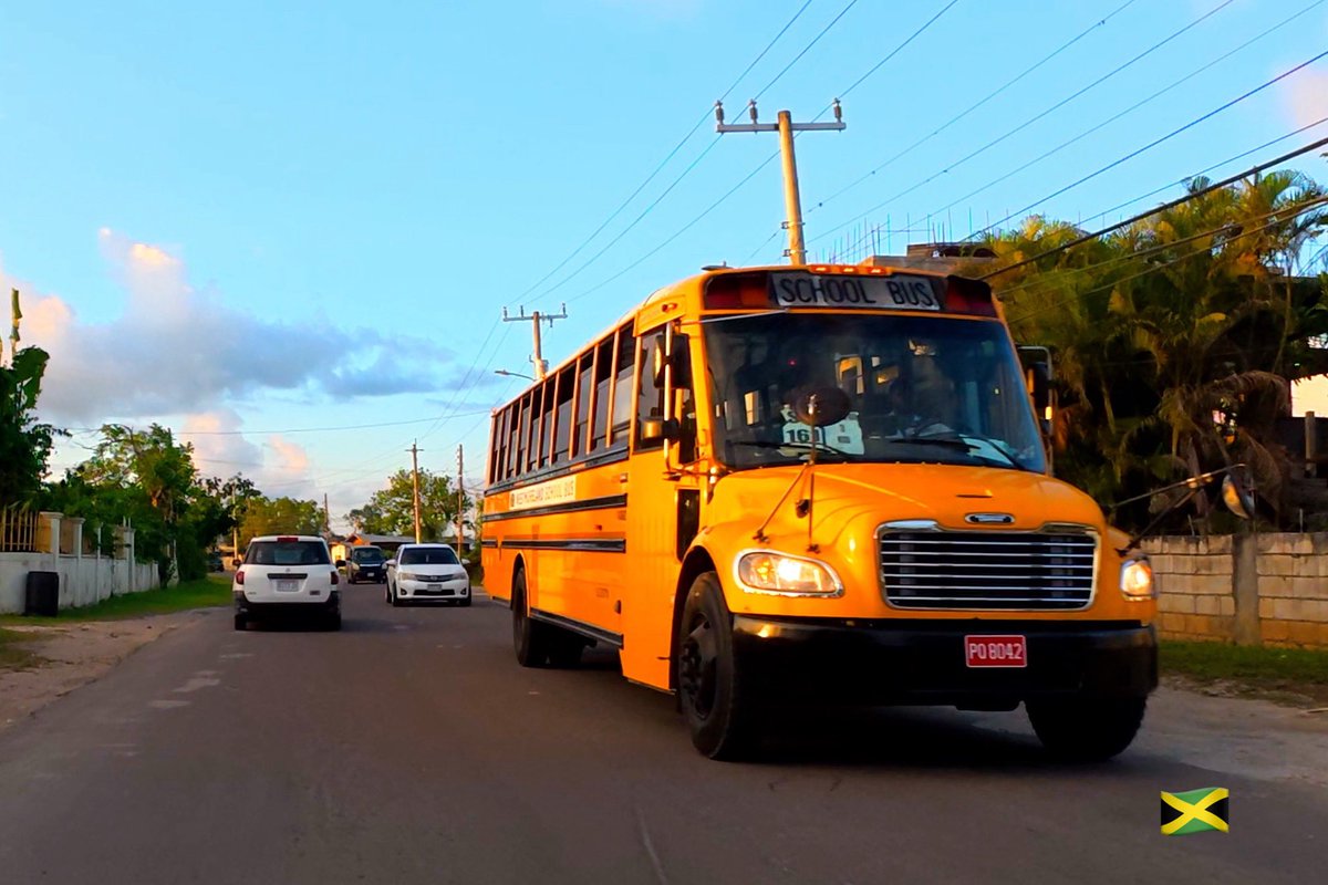 School bus of Jamaica. All school children happy. ❤️🇯🇲