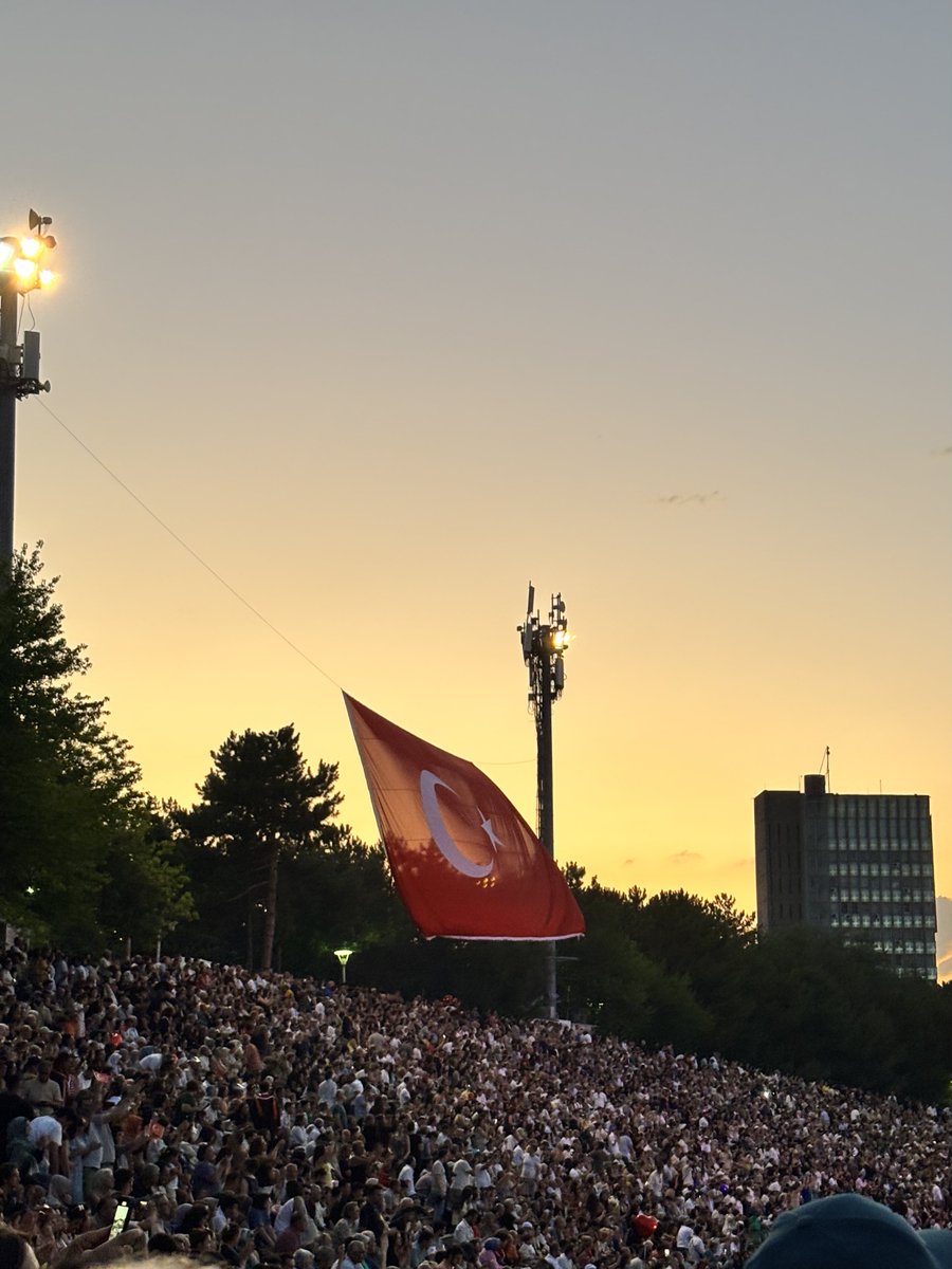 uA UNI ODTÜ tweet media