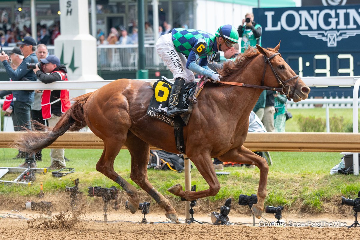 _CourtneySnow_'s tweet photo. Tour Player (American Pharoah) and Flavien Prat winning the Knicks Go Overnight Stakes on Derby day! 

Tour Player was the last horse to get a win for trainer D. Wayne Lukas (an Allowance Optional Claiming on June 12, 2025 at Churchill.) He is currently trained by Whit Beckman. https://t.co/PdgaWl0GUo