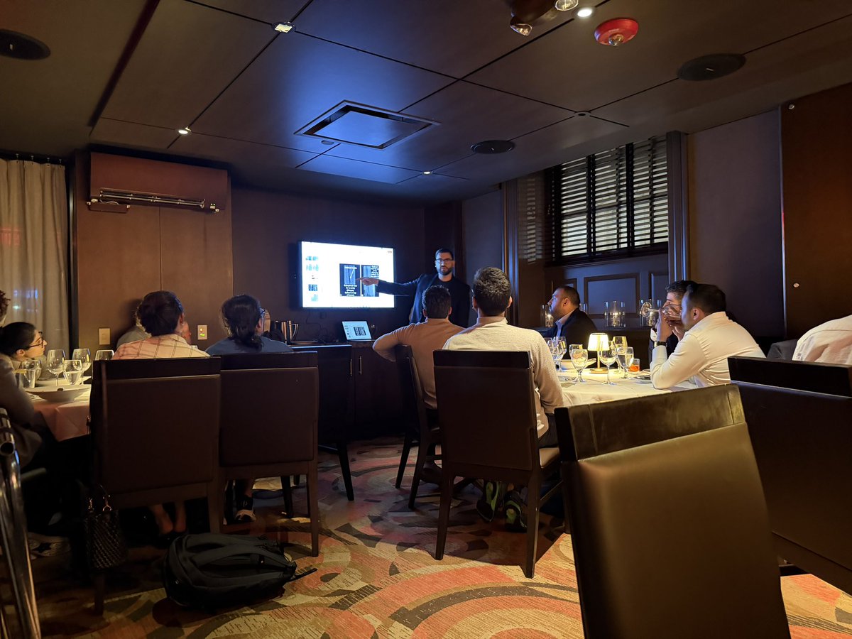 SaidAshrafMD's tweet photo. Great meeting last night in #Philadelphia on CTO/CHiP led by @AhmedAlOgaili - excellent cases &amp; conversations by faculty &amp; fellows from around the region. @Drbankacardio #cardiotwitter @scai https://t.co/zpzPCqtzxU
