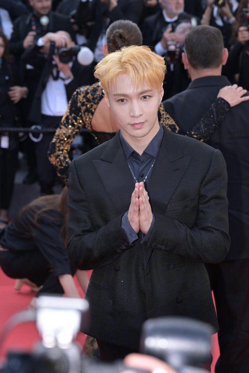 yixing’s cannes debut ♡