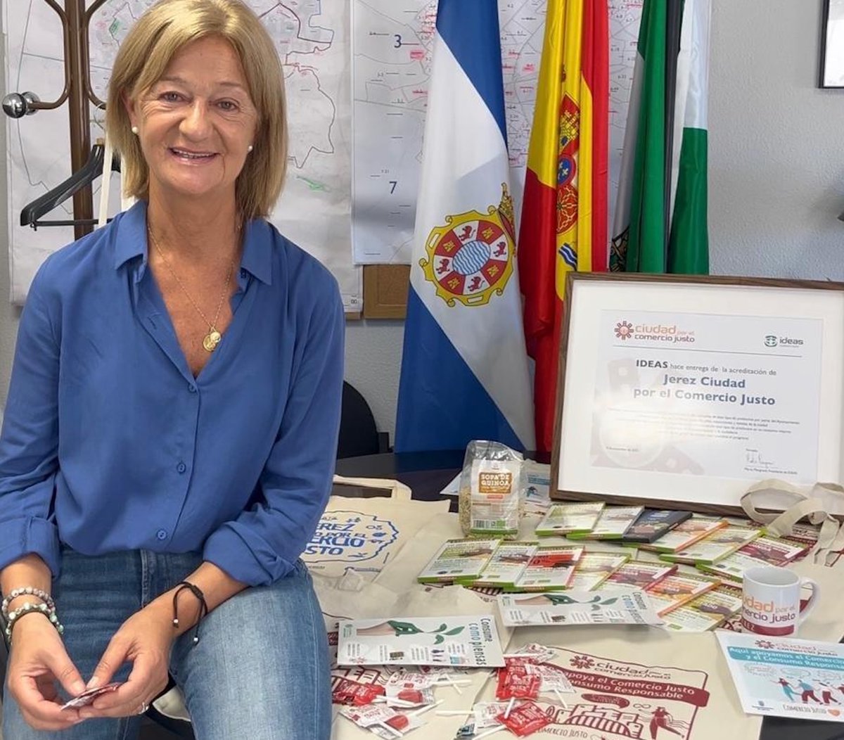 ciudadjerez's tweet photo. #Jerez conmemora el Día del Comercio Justo creando alianzas con la comunidad educativa y apostando por la implicación del tejido ciudadano y gastronómico

La conmemoración este año  se ha vinculado con la Capitalidad Española de la Gastronomía https://t.co/p6n0kfKtTP