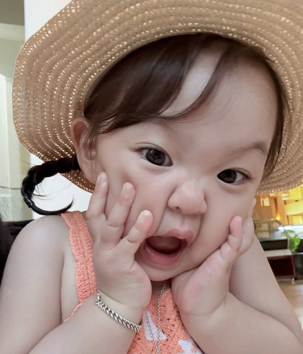 พิลุ้ง ซอ tweet media