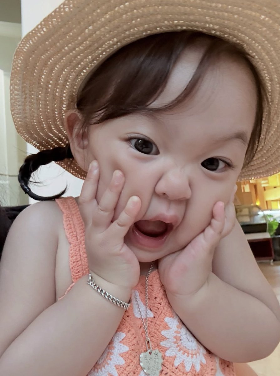 พิลุ้ง ซอ tweet media