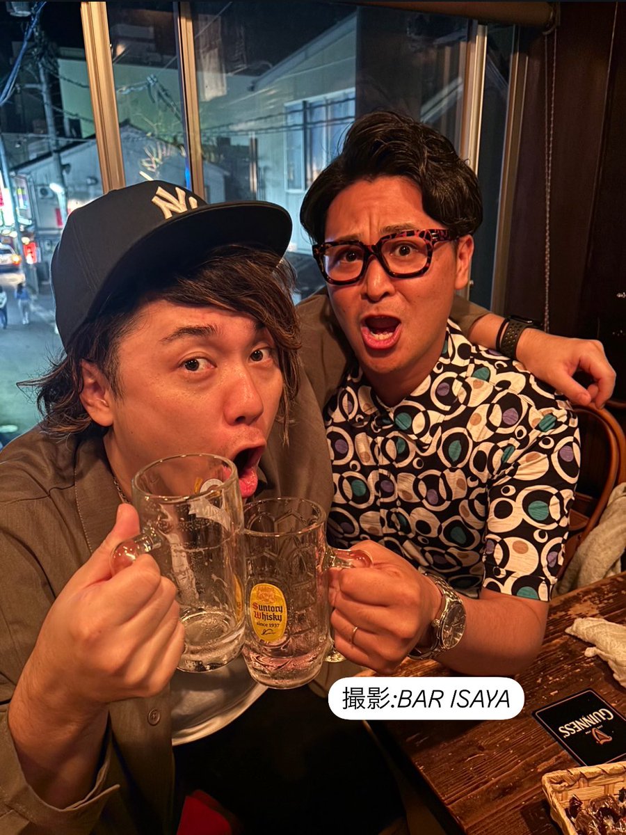 yuichiro_vo's tweet photo. 【木曜回】
📻ネットラジオ📻
〜裕一朗のロンリーロンリー〜
今回は
#sanzashi
の楽曲【影絵】をお届けしております!!
最終回まで残り少なくなってきました!!
俺達の究極の選択とは!?!?
最後まで駆け抜けろ!!!
第93回もお楽しみに!!
↓クリックから聴けます。
https://t.co/Z25FH8x7so https://t.co/SVkKpZxrYp