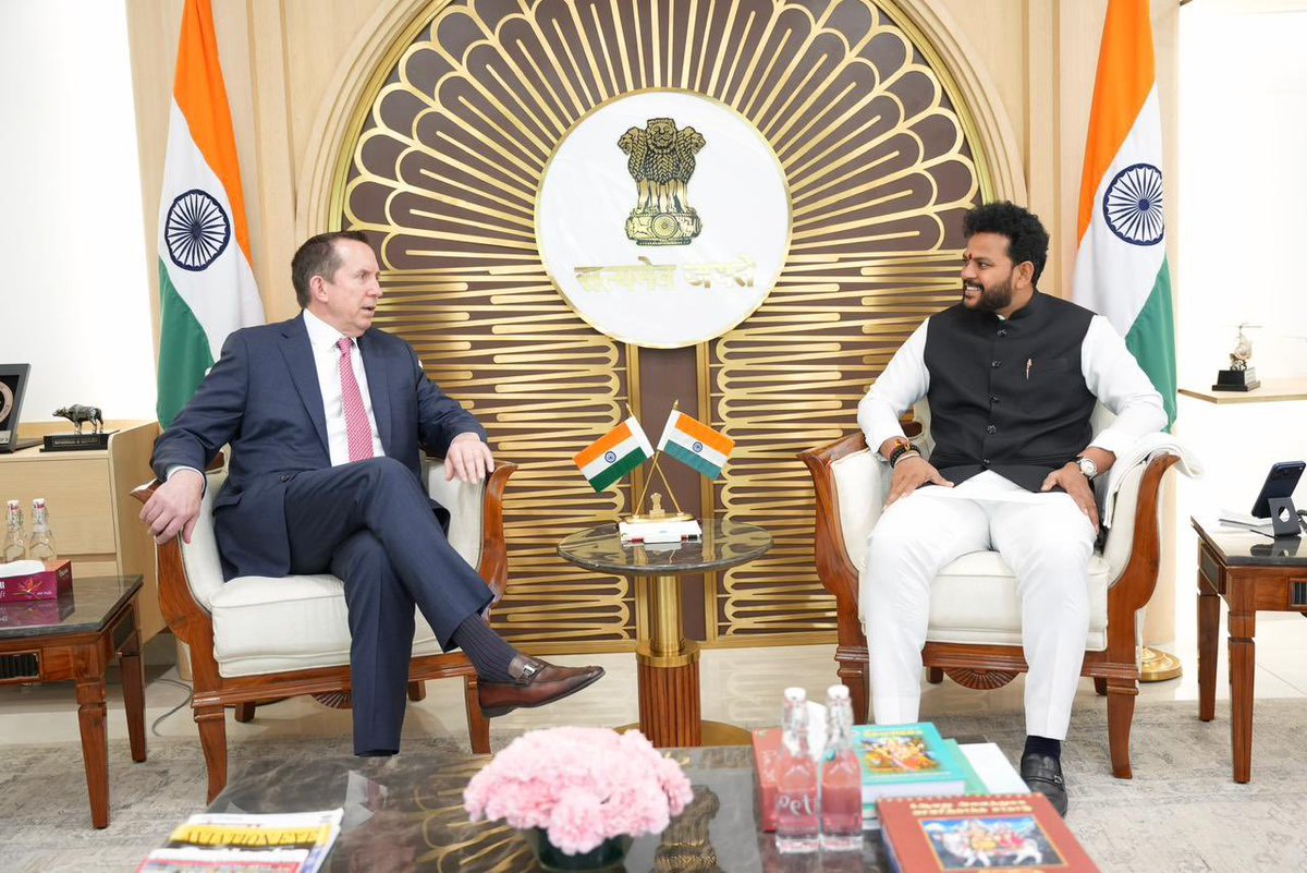 airnewsalerts's tweet image. Civil Aviation Minister Ram Mohan Naidu meets a senior delegation of Pratt &amp;amp; Whitney led by its Global President, Shane Eddy, in New Delhi.

In a social media post, @RamMNK says that the company’s growing investment footprint in India reflects how ease-of-doing-business reforms