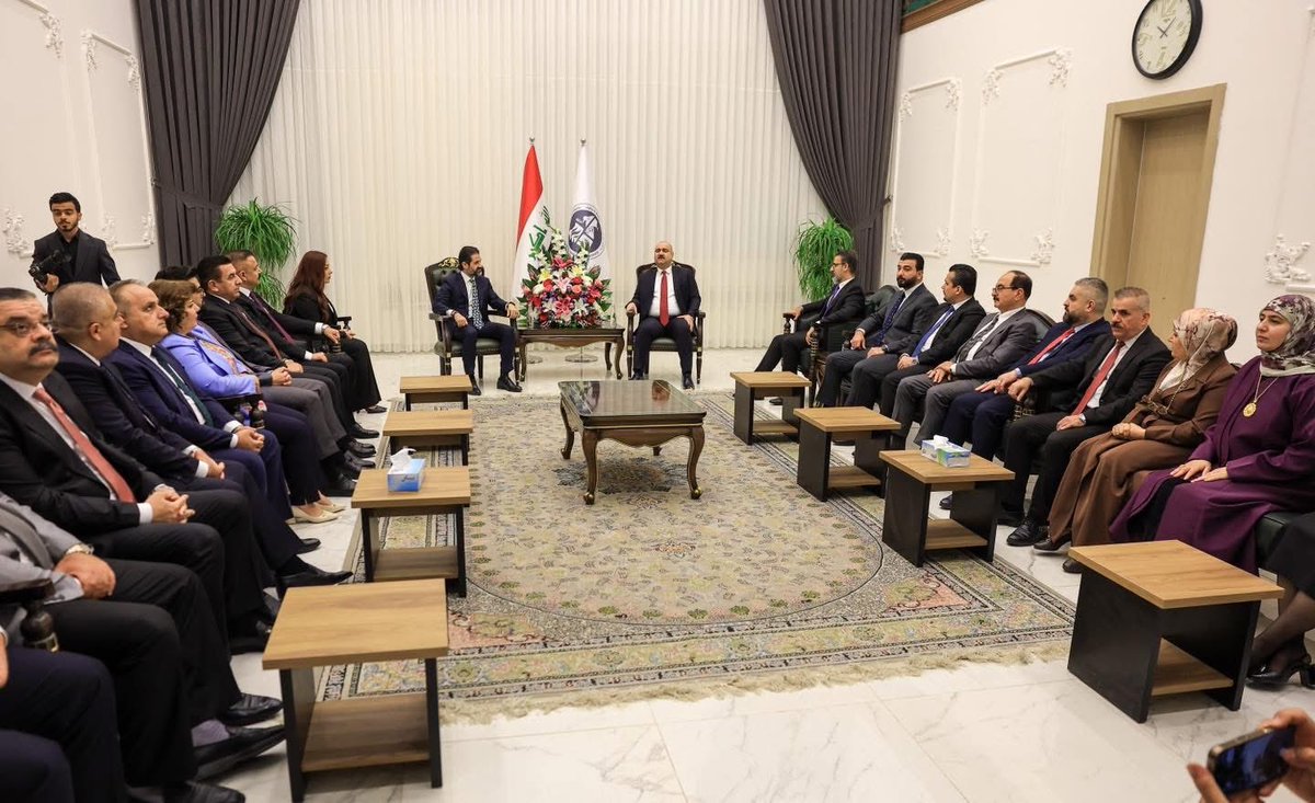 MpDelan's tweet photo. اليوم في محافظة كركوك استقبلنا السيد قوباد طالباني نائب رئيس وزراء إقليم كوردستان، الذي زار المحافظة لتقديم التهاني بمناسبة مباشرة المحافظ الجديد لمهامه.

وعقد السيد @qubadjt اجتماعاً مع السيد المحافظ، ثم زار مجلس محافظة #كركوك، حيث اجتمع مع رئيس وأعضاء المجلس، وجرى خلال اللقاء بحث الأوضاع في كركوك، وأعمال الإدارة الجديدة للمدينة، إضافة إلى التأكيد على أهمية التنسيق والتعاون بين الأطراف كافة.
