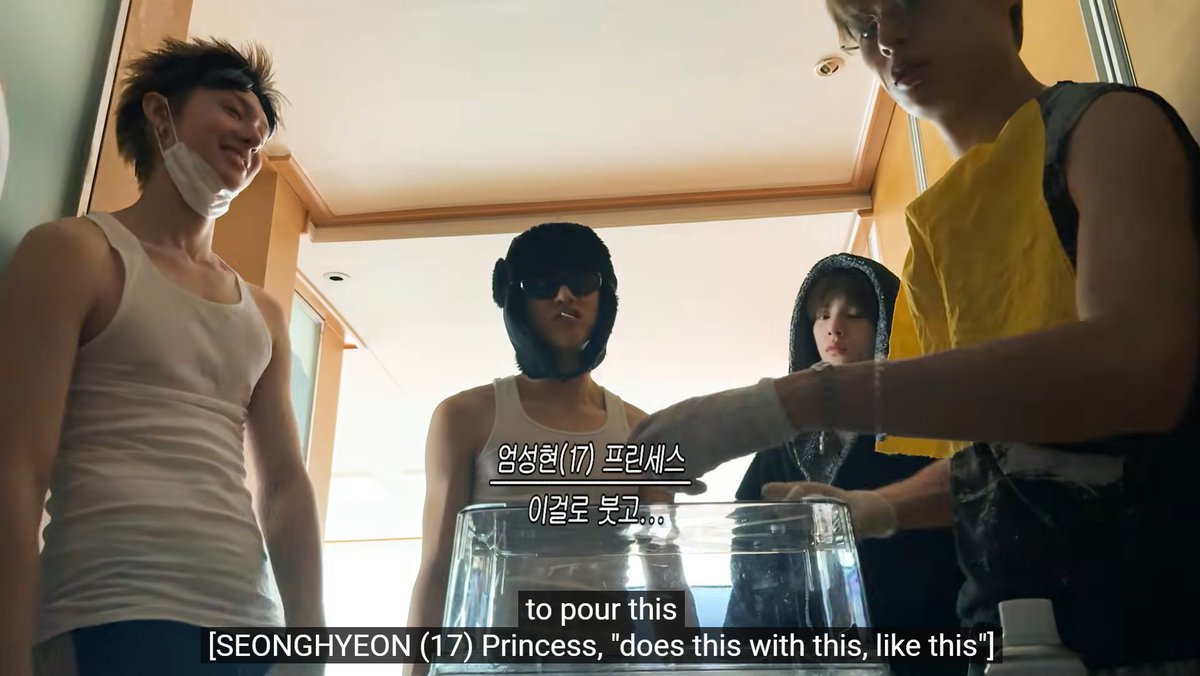 hyeonieverse's tweet photo. the way everyone has their own roles already and seonghyeon naturally ended up with the princess role #eomgongju ✨ https://t.co/ha13xJffE7