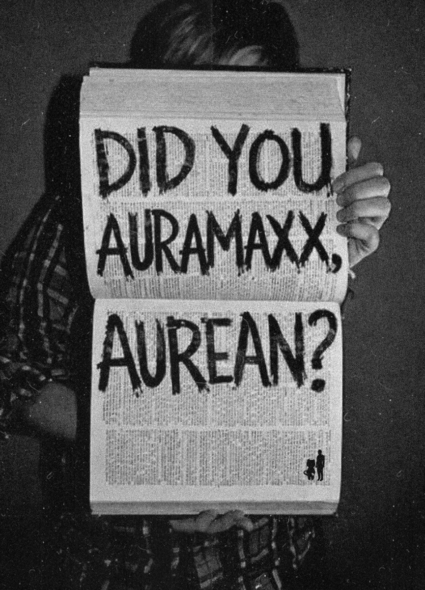 aura tweet media
