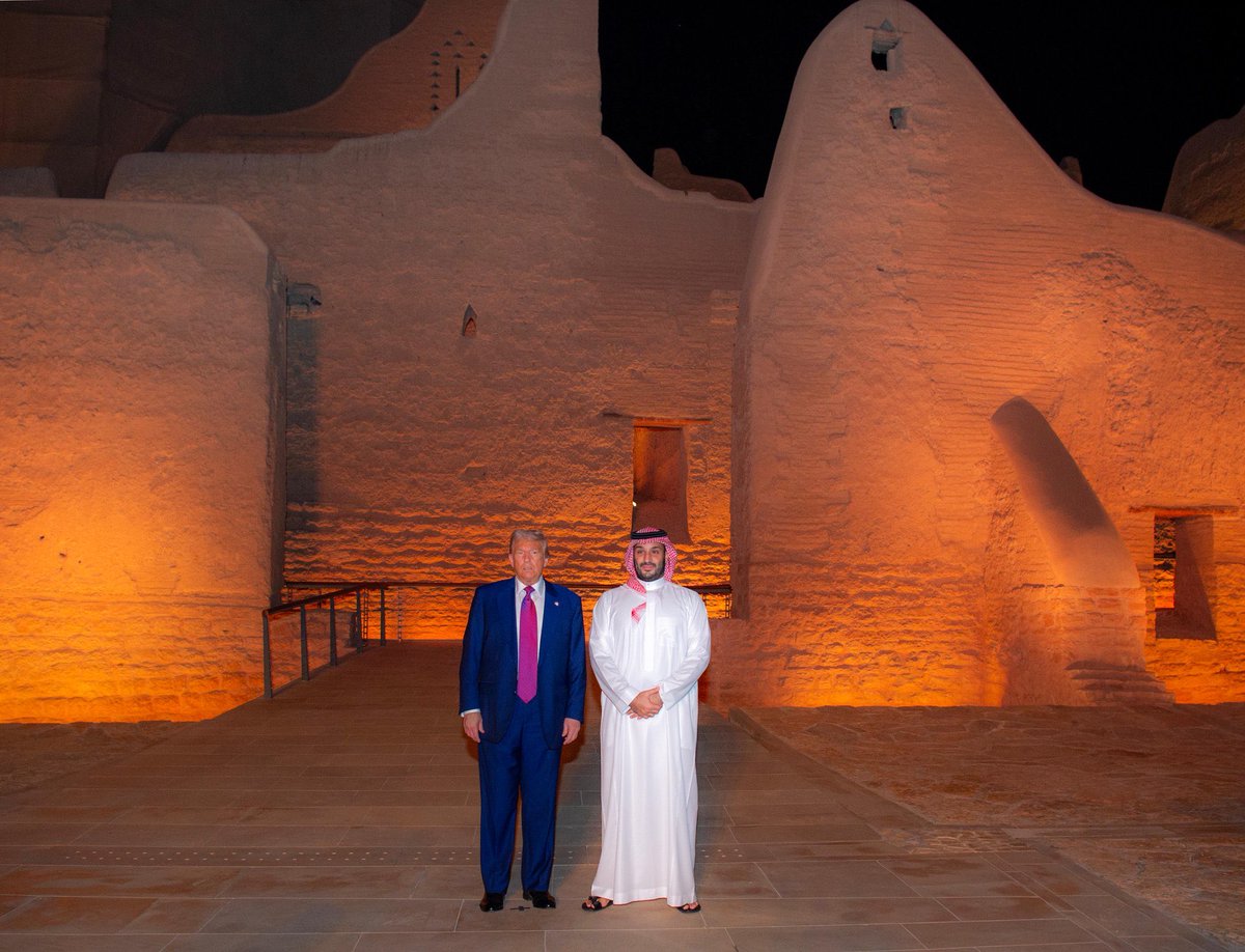 وحدة الله يستر عليها tweet media