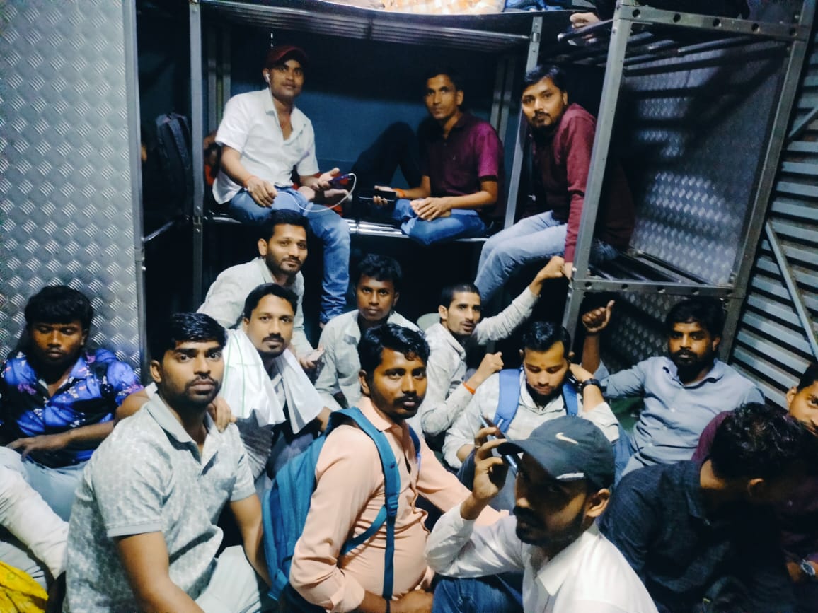DileepY51270176's tweet photo. बिहार के सभी जिलों से बड़ी संख्या में अभ्यर्थी 8 मई को पटना महा आंदोलन में आ रहे हैं। https://t.co/i1TbF4Y7Rs