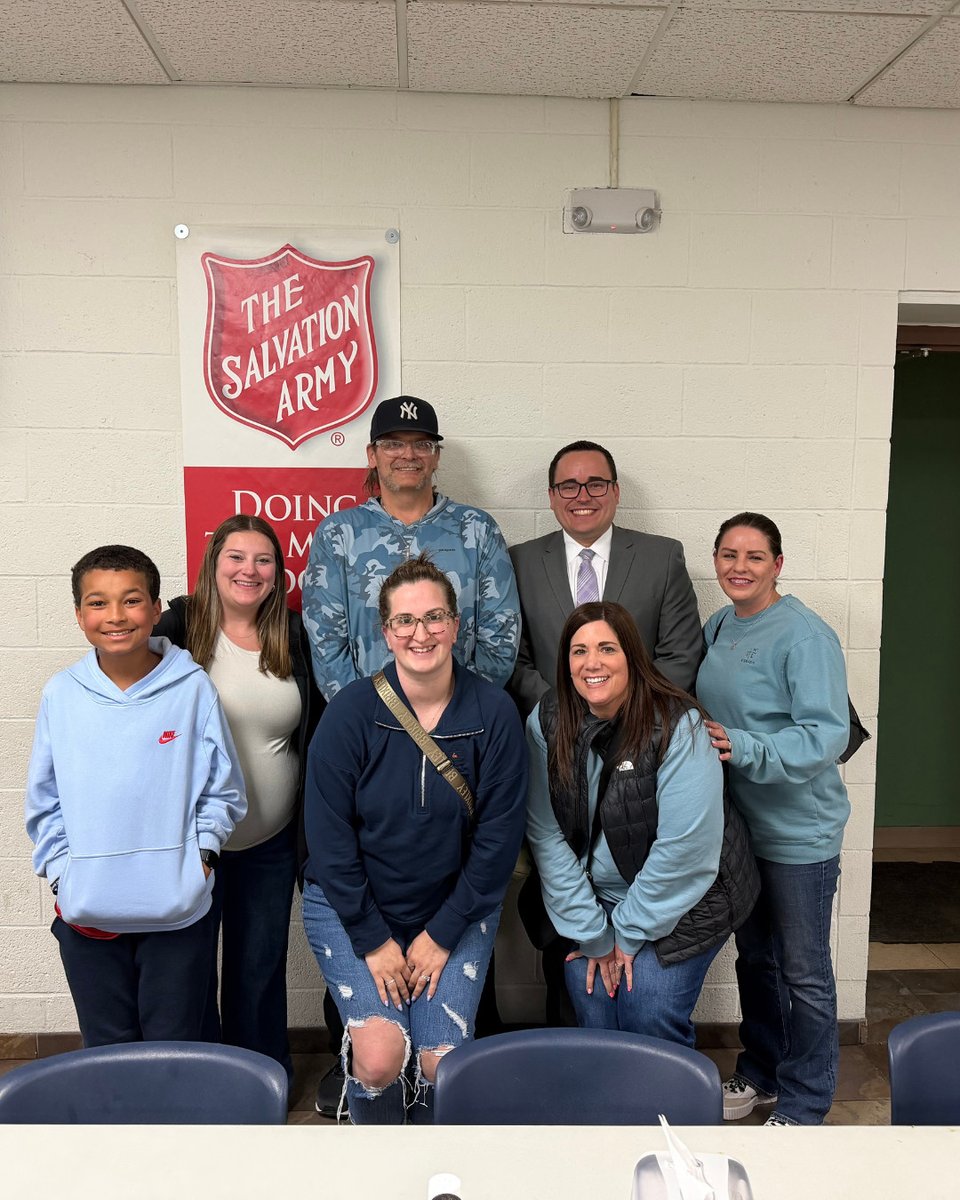 swlattorneys's tweet photo. BS Anonymous meets every Thursday at the Salvation Army in Fargo.

Open to anyone working through recovery, a brain injury, or a hard season. Started by Monte Hoover at NIAM. 40+ show up each week. 

Bring someone who needs the room. https://t.co/8WyudueAQe