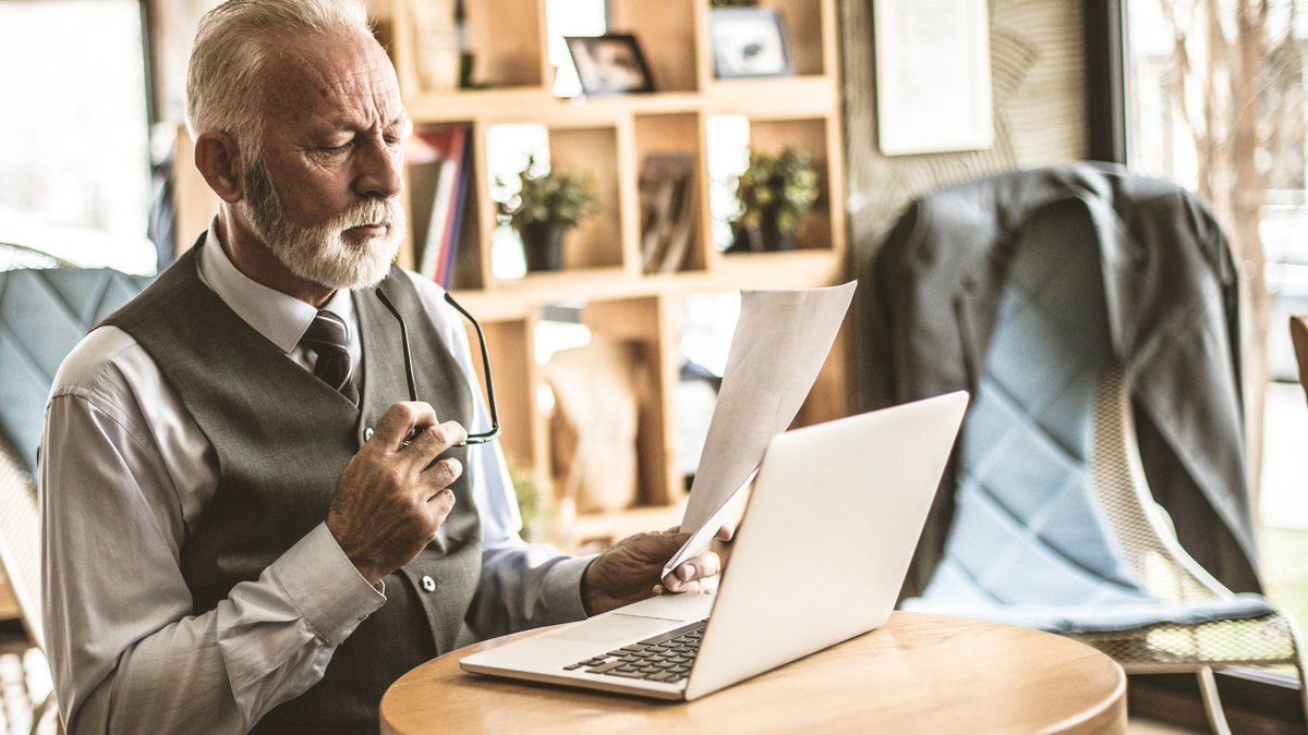 LABusinessPros's tweet photo. Selling your biz? 🧾
Avoid these common deal-breakers:

Here are three common reasons sales fall through:
❌ Overpricing
❌ Poor prep
❌ Wrong buyer fit

Protect your exit:
🔗 https://t.co/Ip1RjeycdW

#LABusinessPros #BusinessAdvisors #SellingYourBusiness #ExitStrategy https://t.co/xWeFMQX6JE