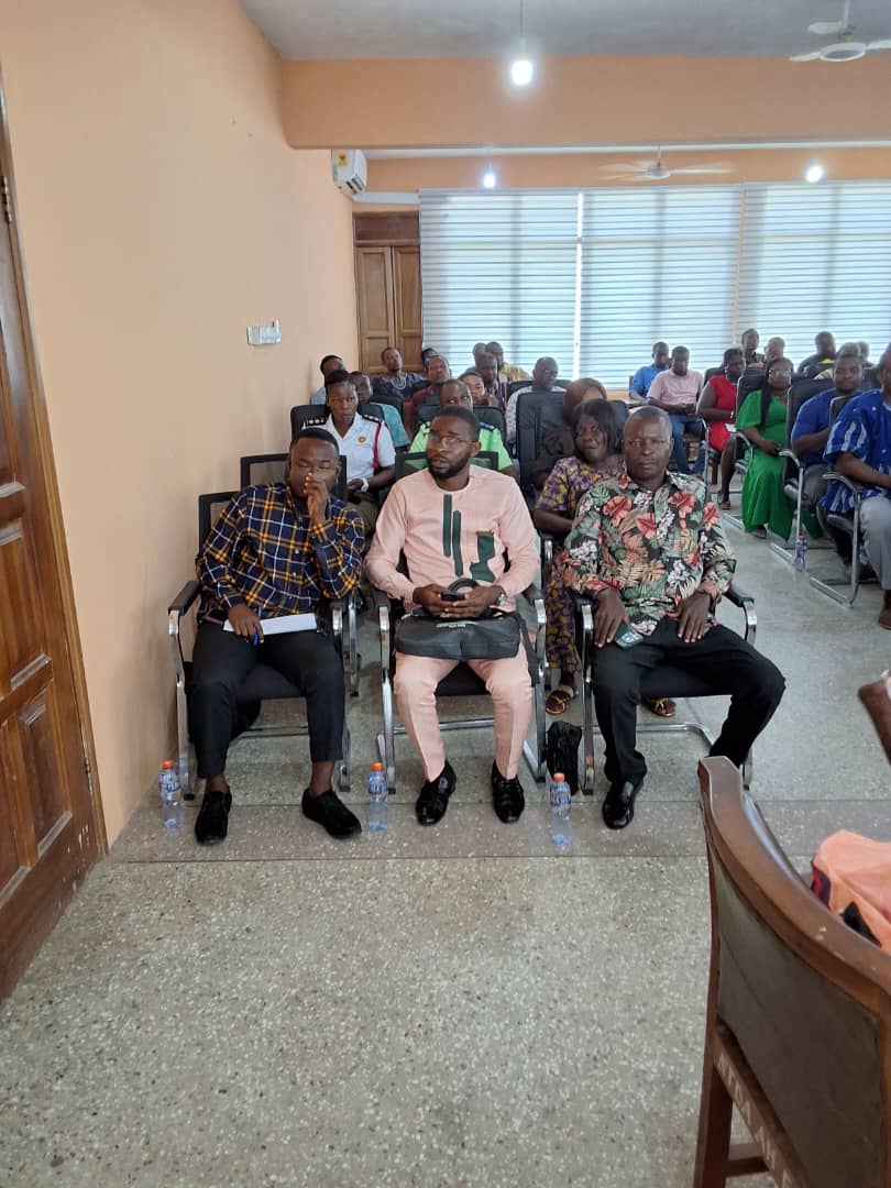 officialnalag's tweet photo. Today, the Volta Regional Rep of NALAG, Hon. Benjamin Tefe, led Presiding Members to the Central Tongu District Assembly to observe their PM election & engage on NALAG matters.
Incumbent Hon. Moses Awukuvi was retained.
#NALAG #LocalGovernance #Leadership #VoltaRegion #MMDAs https://t.co/JWCySaEObH
