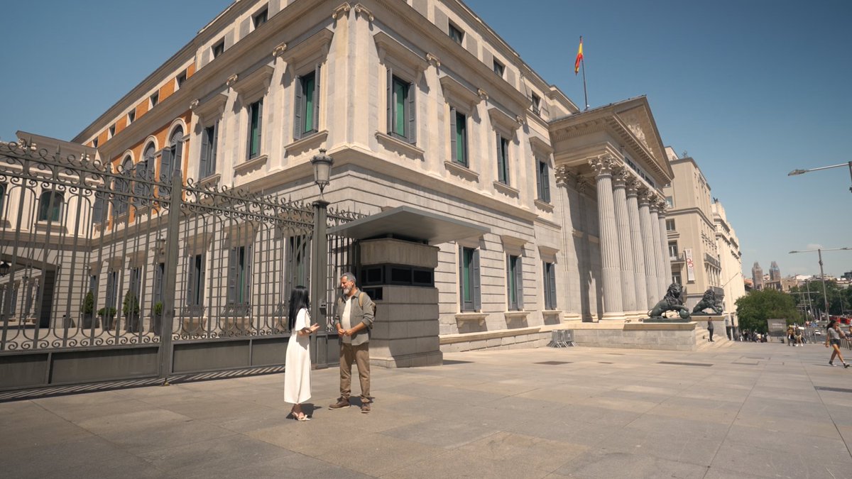 WinWinAudiovis's tweet photo. Esta noche, en Telemadrid, nos adentramos en El legado de la memoria: edificios que nacieron con una función y hoy cuentan otra historia. Del Congreso a las Escuelas Pías, de la Real Casa de Correos al Matadero de Madrid. Con @DavidBotello4 https://t.co/3rRDY4lOQb