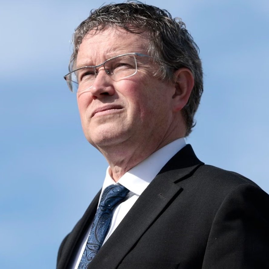 MarioNawfal's tweet photo. 🇺🇸 Rep. Thomas Massie says a foreign lobby is trying to buy his congressional seat.

Massie says AIPAC has dumped more money into this race than they've ever spent in any Republican primary before, with Miriam Adelson, an Israeli national and casino billionaire, cutting checks for a Kentucky seat she has absolutely nothing to do with.

Massie: "Their position is more war, more bombs, more foreign aid, and those are the things that I've been voting against."

That's it. That's why they want him gone. He keeps saying no to their agenda and they can't buy him, so now they're trying to replace him with someone they can.

His opponent Ed Gallrein has Trump's endorsement and over $5.7 million in outside money behind him. Massie is leading in the polls with 13 days to go.

May 19. Kentucky needs to get this right.

Source: Tucker Carlson YT