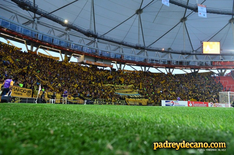 🇦🇷 | Repaso de la hinchada de Peñarol copando en Argentina

Abro hilo ⬇️