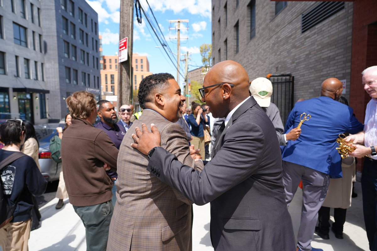 Queens Borough President Donovan Richards tweet media
