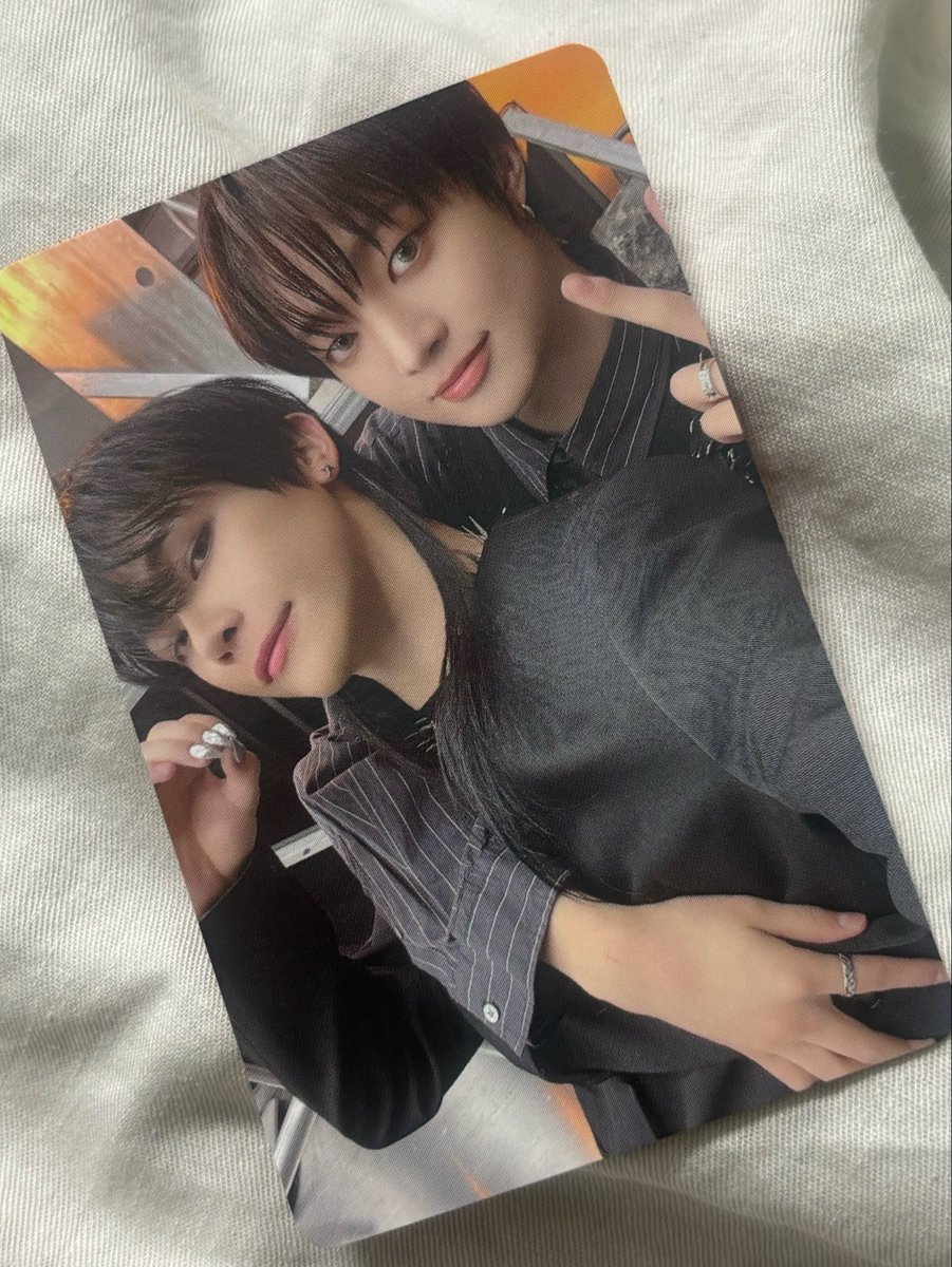 앤팀 고인블 솔로에디션
의주 니콜라스 공이즈 포카 양도
2.0 🅾️sell🅾️

Kkt or dm
open.kakao.com/o/sCrlM3fi

&amp;team andteam ej nicholas goinblind weonfire concert solo edition go in blind