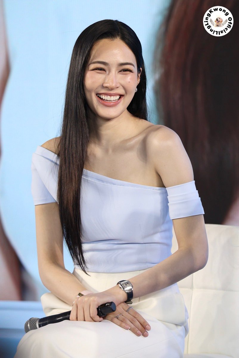 Linglingkwong_Official tweet media