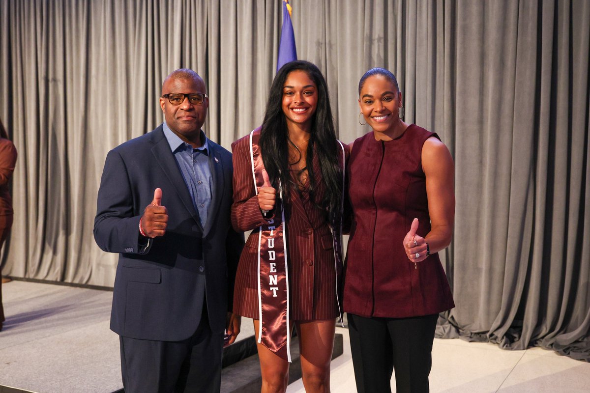 AggieWBB's tweet photo. To the Aggies who attended the Student Athlete Graduation Celebration and every member of our graduating class, CONGRATS! 🎓🥳 https://t.co/flQwf9FFlB