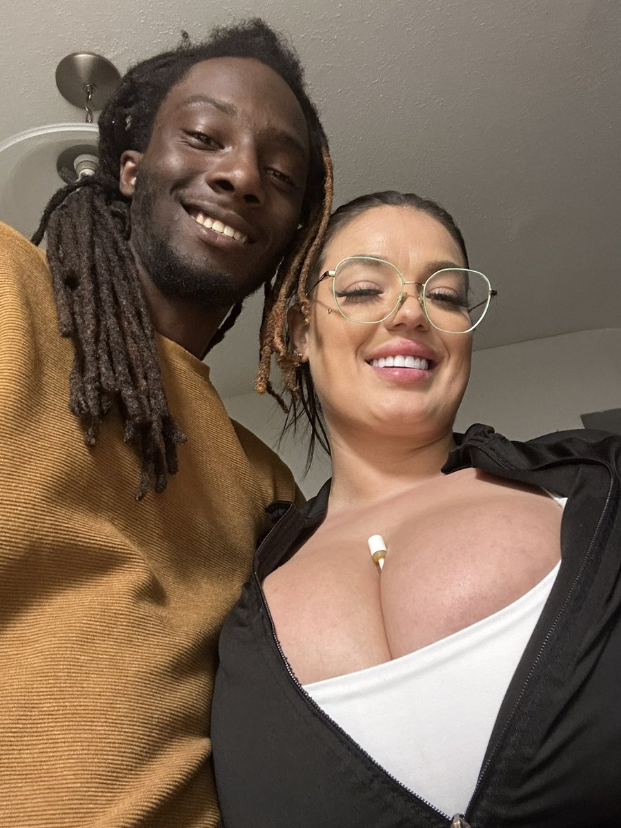 Day Before Friday, what is everyone getting into this weekend.

Look out for fetish content coming to Curvyculture from these 2

@ItsBreBabii and @MrBlvckRose 
🔗⬇️ https://t.co/DsGFc33MO7
