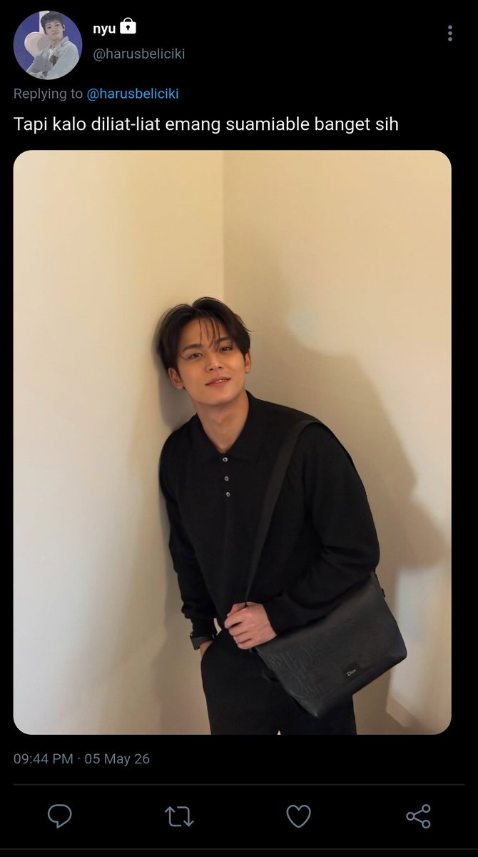 ayynaearth's tweet photo. #dwibahtera

—Mahasiswa bocil dan dosen kesayangannya

Minwon few tweets au https://t.co/D91VGDFu22