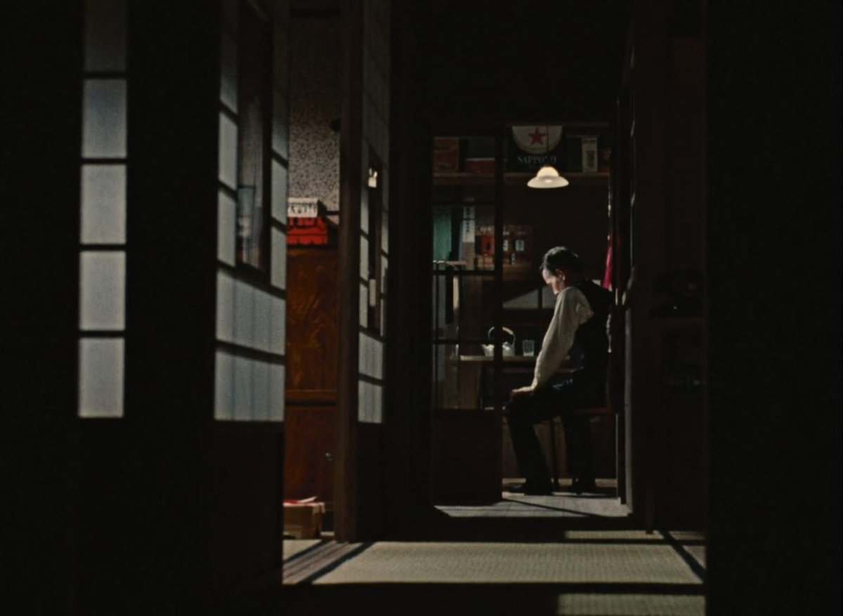 emapolve's tweet photo. 秋刀魚の味, An Autumn Afternoon (Ozu Yasujirō, 1962) 

The Irishman (Martin Scorsese, 2019) https://t.co/DSblRhhTIu