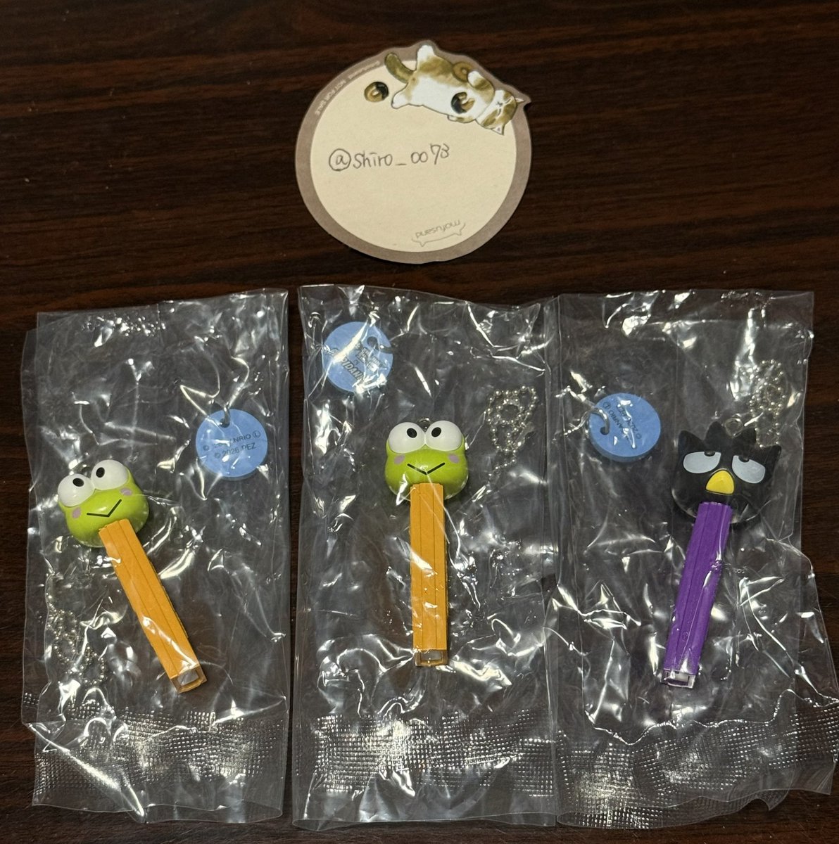 shiro_oo73's tweet photo. 【交換】はぴだんぶい HAPIDANBUI PEZ
ガチャガチャ カプセルトイ

〈譲〉
けろけろけろっぴ×2
バッドばつ丸

〈求〉
あひるのペックル

郵送交換希望💌
お気軽にお声掛けください◎ https://t.co/fnh9Jl2f5t