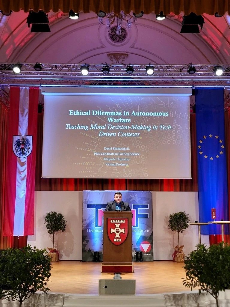 HorizonDefence's tweet photo. Now, David Shakarishvili from 
Klaipeda University, Lithuania, broadens the lens by discussing how warfare raises unresolved ethical, legal, and strategic questions—far beyond technology alone. https://t.co/ZWj4WfIZrS
