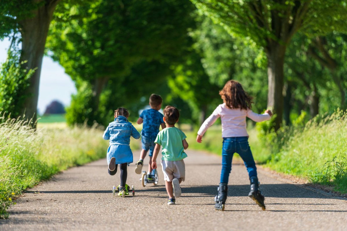 ACMH_MI's tweet photo. Children’s Mental Health Awareness Day is a day to raise awareness, start conversations, &amp; celebrate the strength of youth &amp; families.

Join us to celebrate at our May 21 event here: https://t.co/9Zs50ncklp https://t.co/Kk9njuQVVG