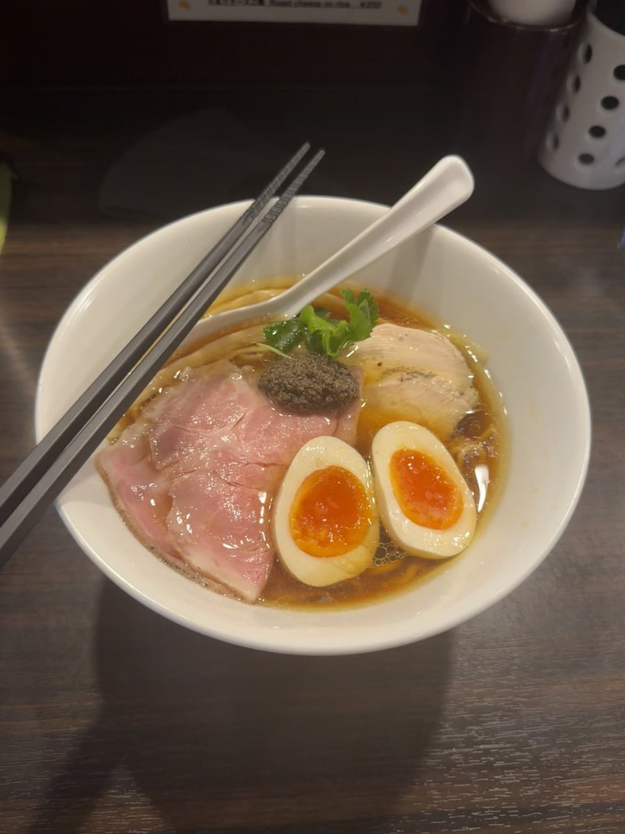 lualindalopes's tweet photo. アツアツのラーメン一杯です🤤🤤 https://t.co/I2A8g5C6nG