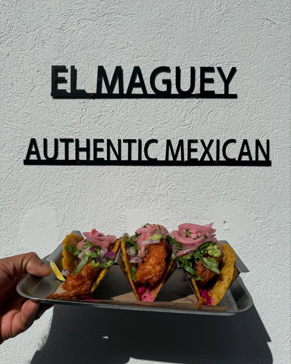 EmbaMexRum's tweet photo. Como parte de esta iniciativa, la Embajada de México en Rumania tiene el gusto de difundir algunos videos sobre la preparación de platillos mexicanos en los restaurantes Mexikanos (Bucarest),  Bodega del Taco (Cluj Napoca), El Magüey y tacosobor (Timisoara y Bucarest). https://t.co/iZWW5faNK7