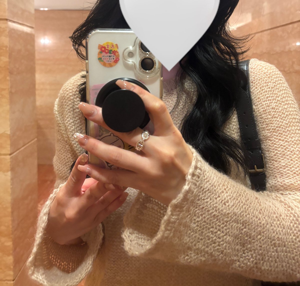 🗼 tweet media