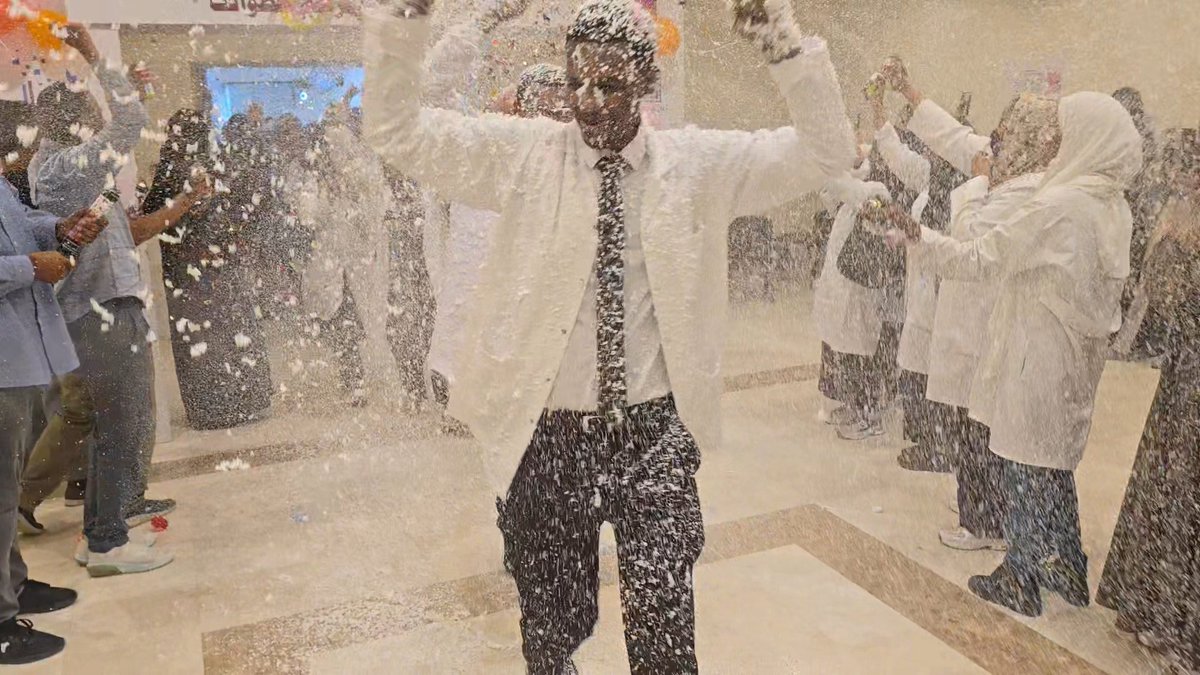 m0x_3's tweet photo. Officially MBBS🥳
تم الطب بنجاح✅️ https://t.co/uxsP3QLBoX