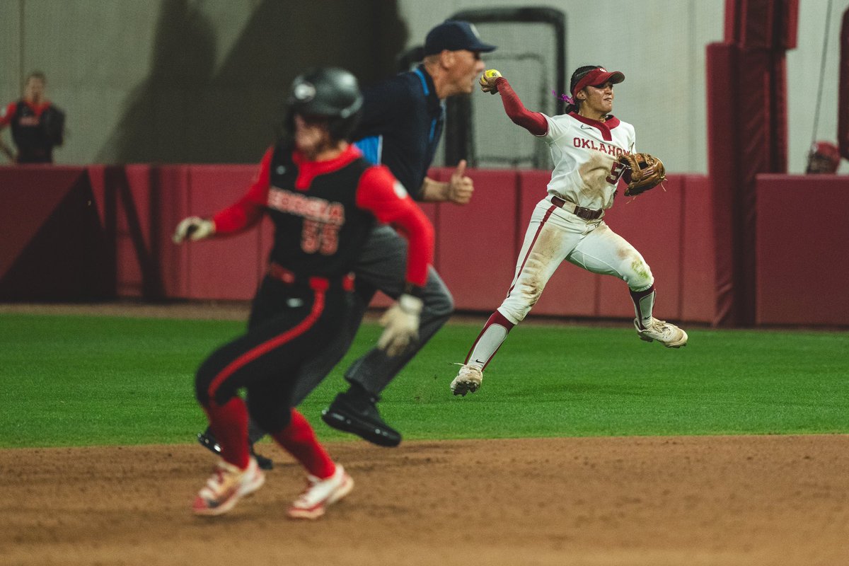 KREFsports's tweet photo. The No. 1 team in the country plays softball tonight in the SEC Tournament. 

OU vs. Georgia at 7:00 🥎 https://t.co/VJTZ5TDr3O