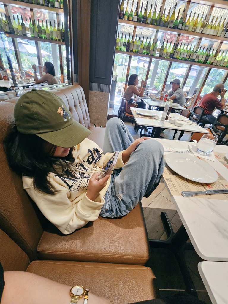 littleoldme08's tweet photo. Yung mga anak mong akala mo asa bahay😂

#mamou https://t.co/TAZwUizG5G
