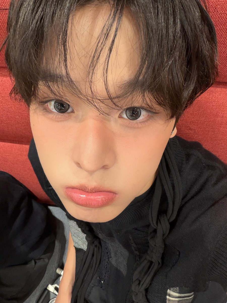𝙍𝙞𝙚𝙩 tweet media