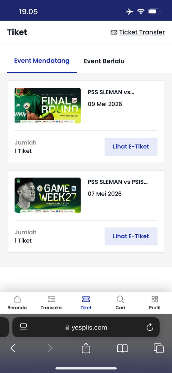 Linahndy's tweet photo. nyesel cuma co 1, 
adekku ga dapet, temen temenku ga dapet,
gendenggg kelakon mangkat dewe 😭 https://t.co/ebs8OZqin9