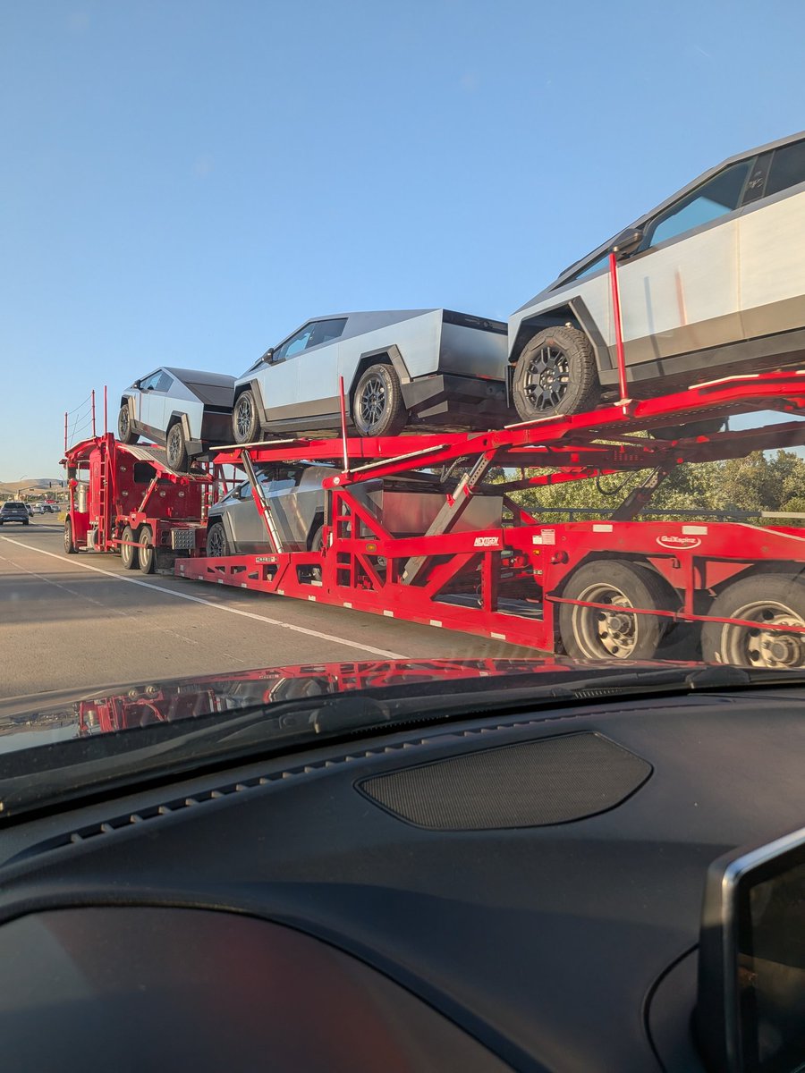 Guy4sol's tweet photo. @Investanswers Saw this yesterday in Livermore on the same street where I saw the Tesla semi last Friday https://t.co/QUWxLJzrxl