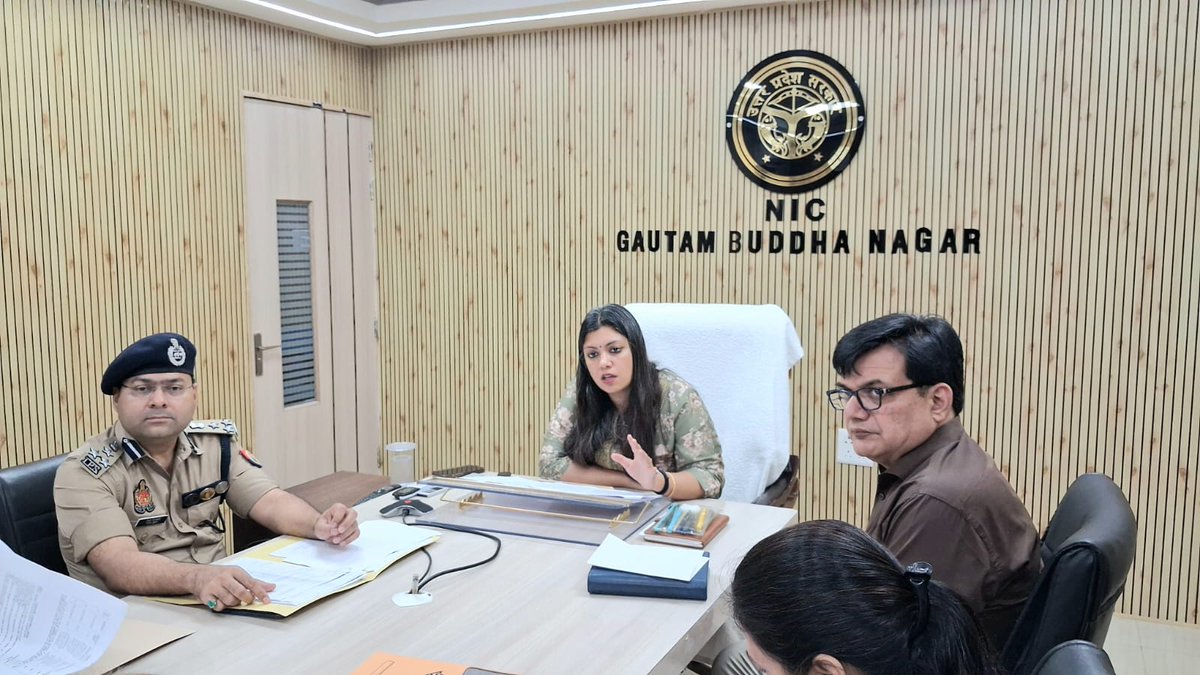 Medha Roopam tweet media