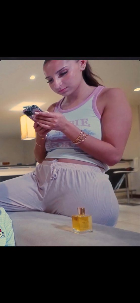 white. 🏳️ tweet media