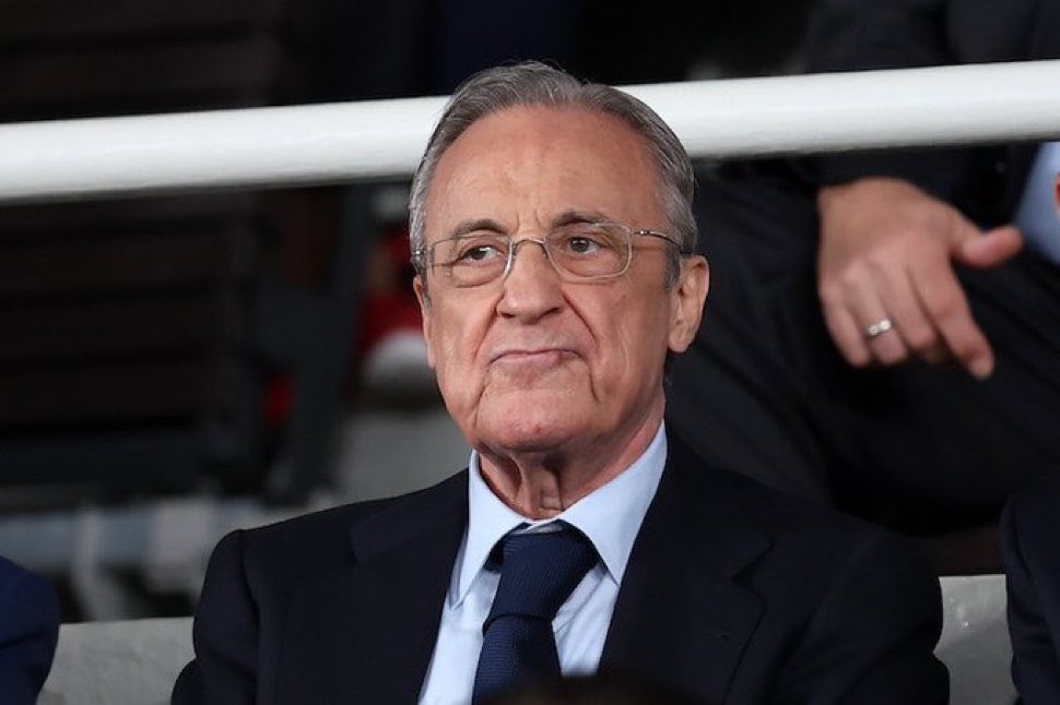 Nicolás Maquiavelo dejó escrito en su libro 'el Príncipe' la siguiente frase:

"Quien tolera el desorden para evitar la guerra, primero tiene el desorden y después la guerra".

Florentino permitió el desorden.
Ahora tiene la guerra.