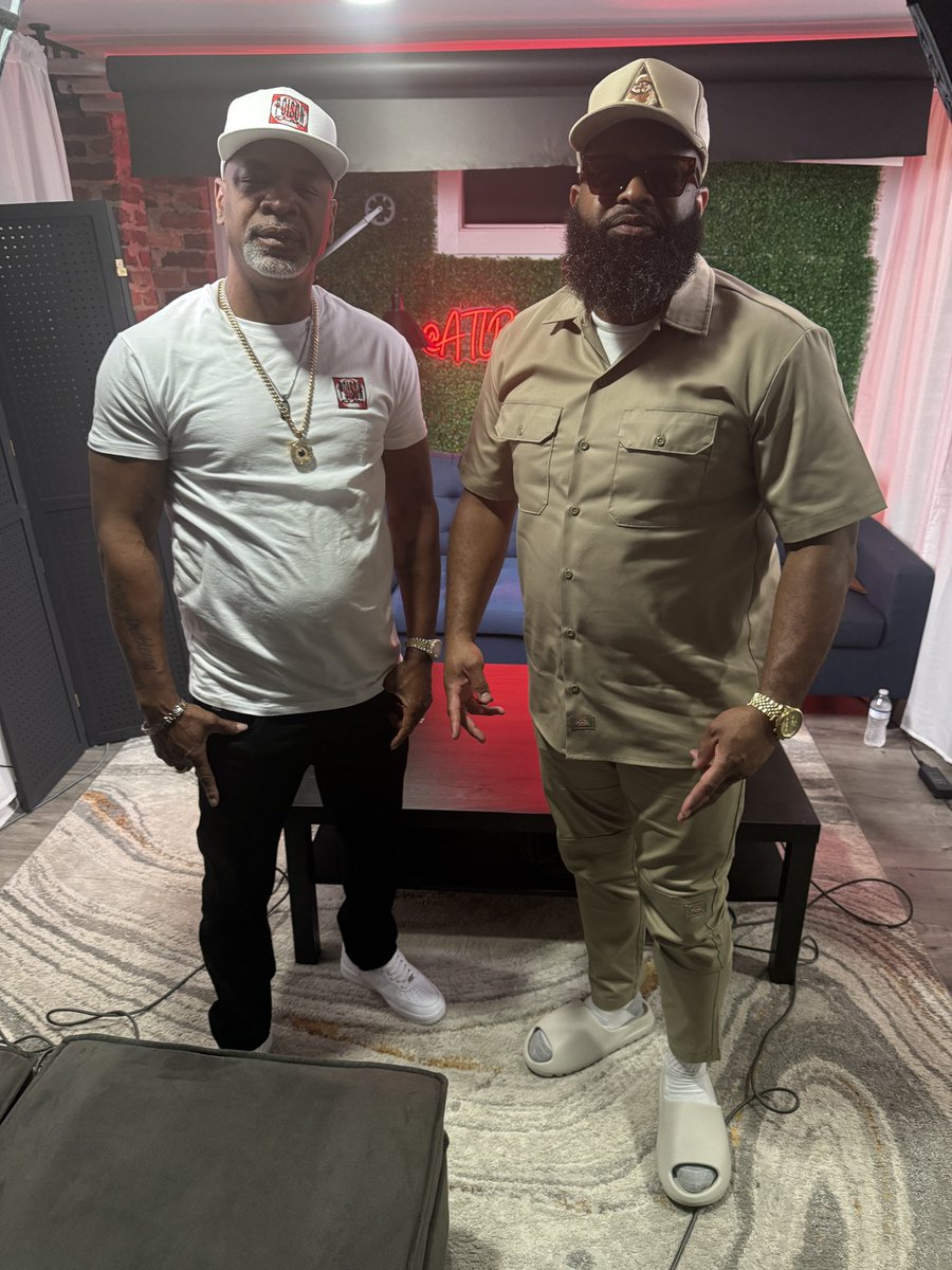 waymoflydenu's tweet photo. Legendary ✨💪🏾 @JTMoneyMIATL 

#ComingSoon https://t.co/Yp8PjQ7WO0