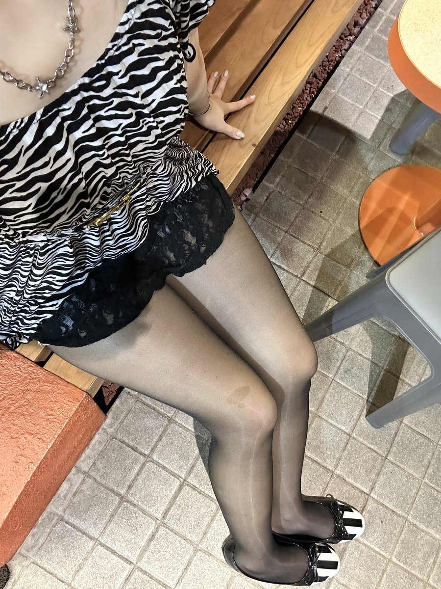 gabs tweet media